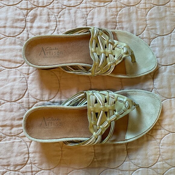 Clarks Leather Sandal LIKE NEW - Picture 1 of 4